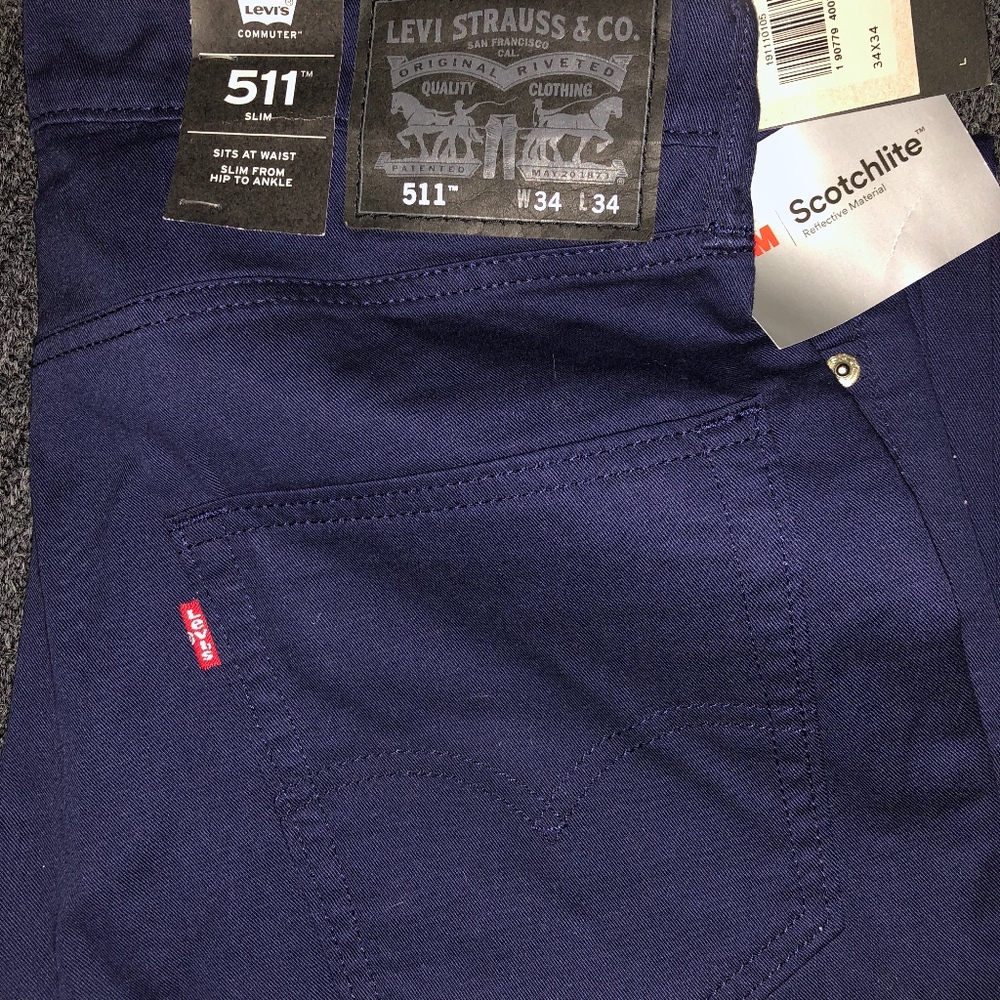 levis